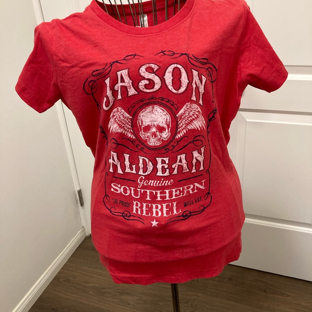 Jason Aldean concert shirt. Women’s small. Never worn.